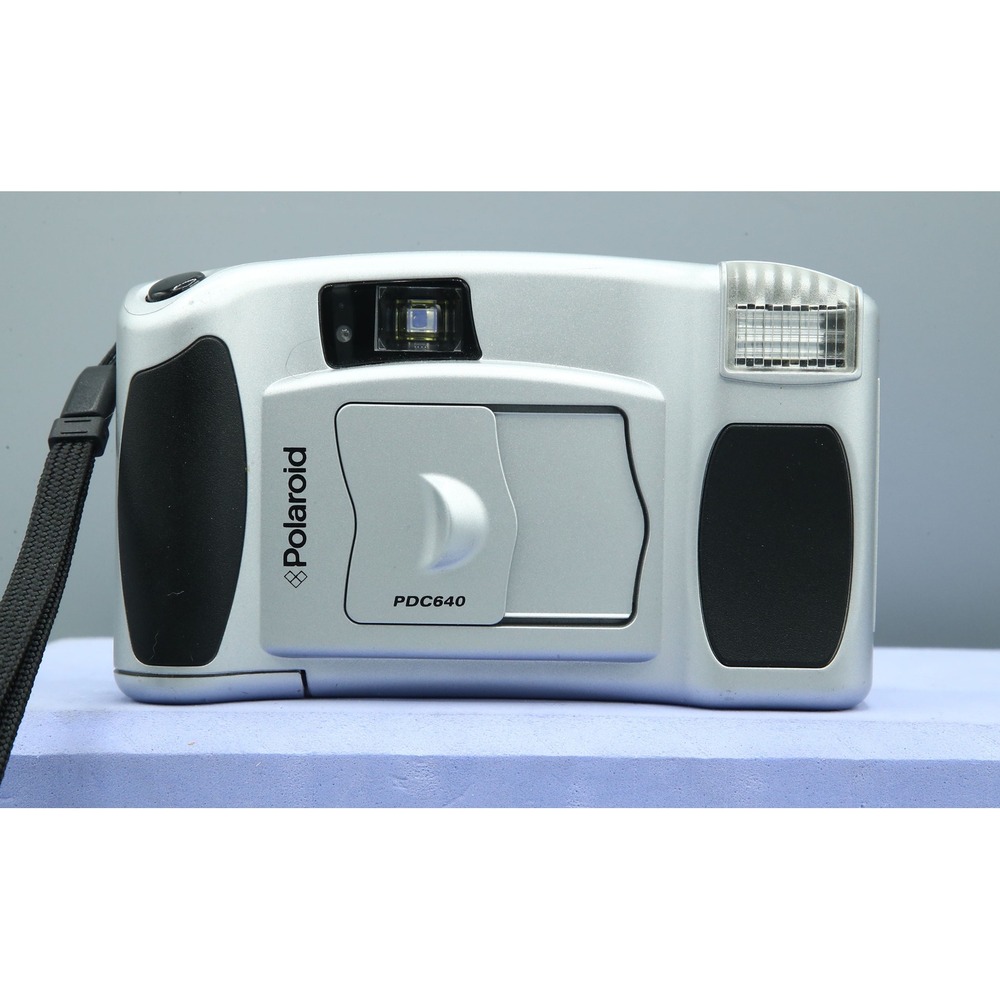 Polaroid Photo MAX PDC 640 Digital Camera Silver Vintage Y2K Point and Shoot